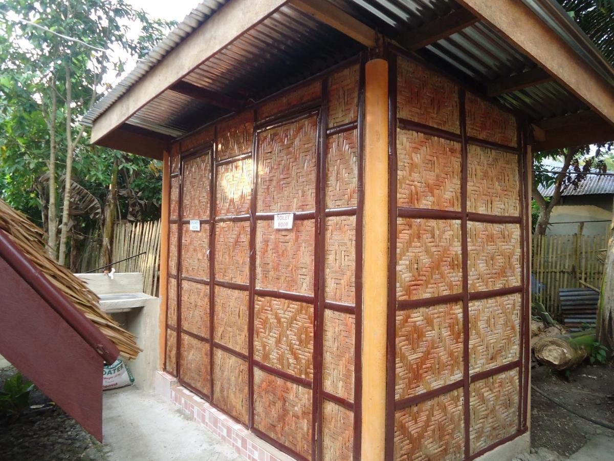 Lhoyjean Garden Hostel Batuan Ngoại thất bức ảnh