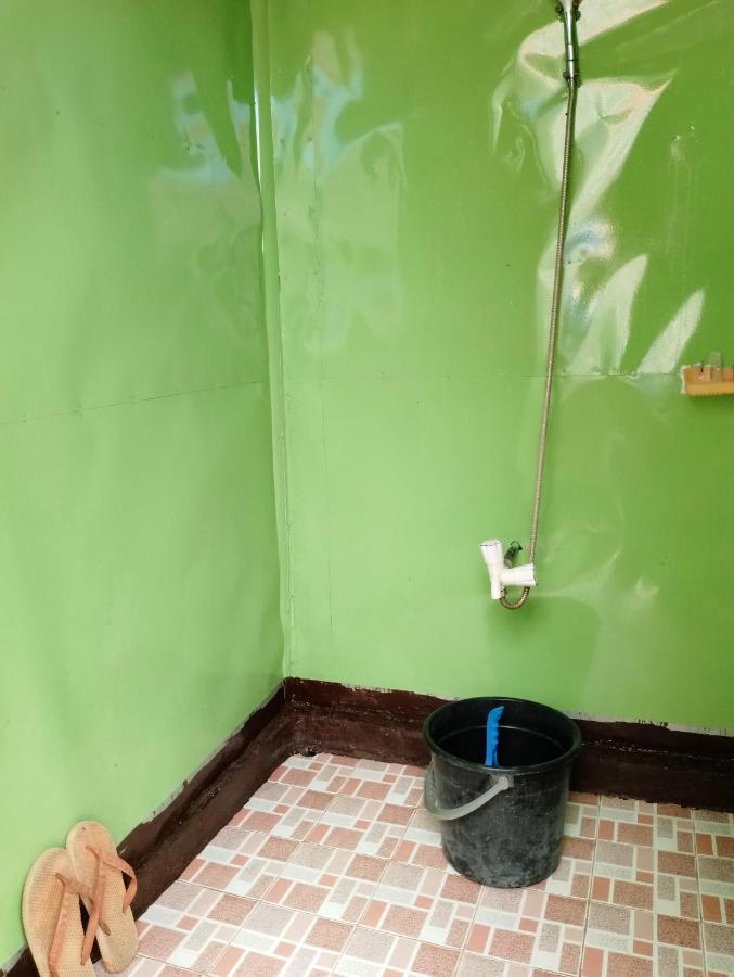 Lhoyjean Garden Hostel Batuan Ngoại thất bức ảnh