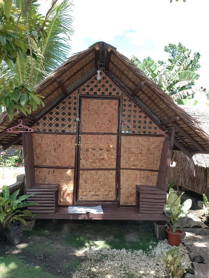 Lhoyjean Garden Hostel Batuan Ngoại thất bức ảnh