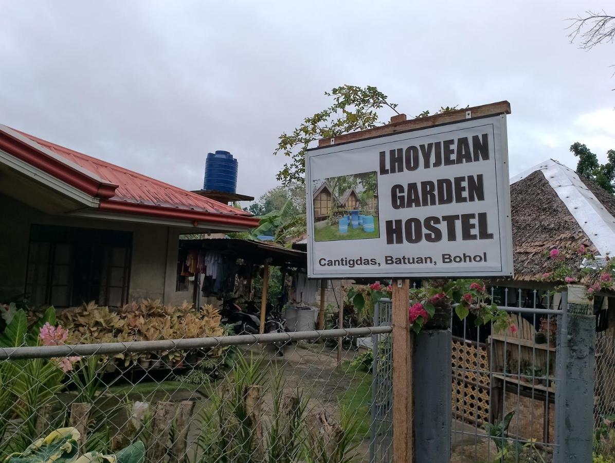 Lhoyjean Garden Hostel Batuan Ngoại thất bức ảnh