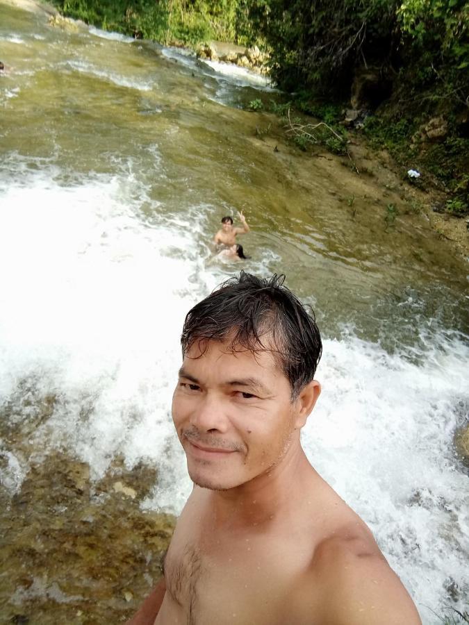 Lhoyjean Garden Hostel Batuan Ngoại thất bức ảnh