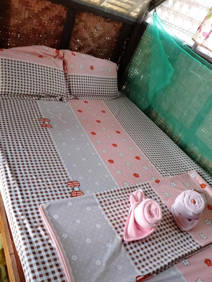 Lhoyjean Garden Hostel Batuan Ngoại thất bức ảnh