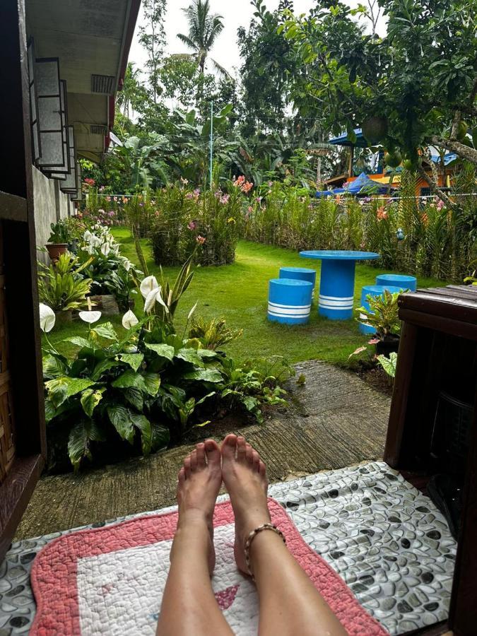 Lhoyjean Garden Hostel Batuan Ngoại thất bức ảnh