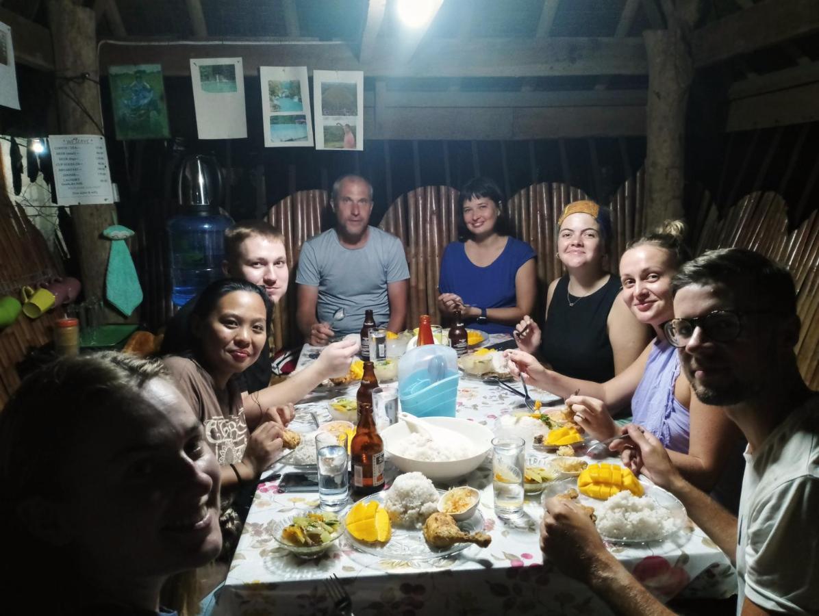 Lhoyjean Garden Hostel Batuan Ngoại thất bức ảnh