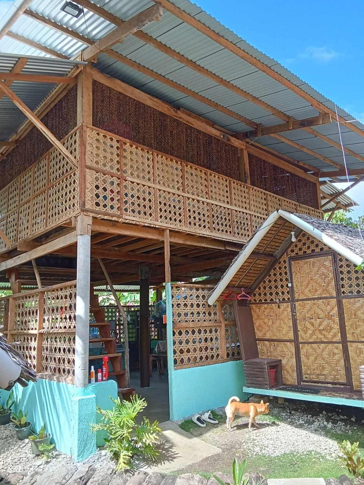 Lhoyjean Garden Hostel Batuan Ngoại thất bức ảnh
