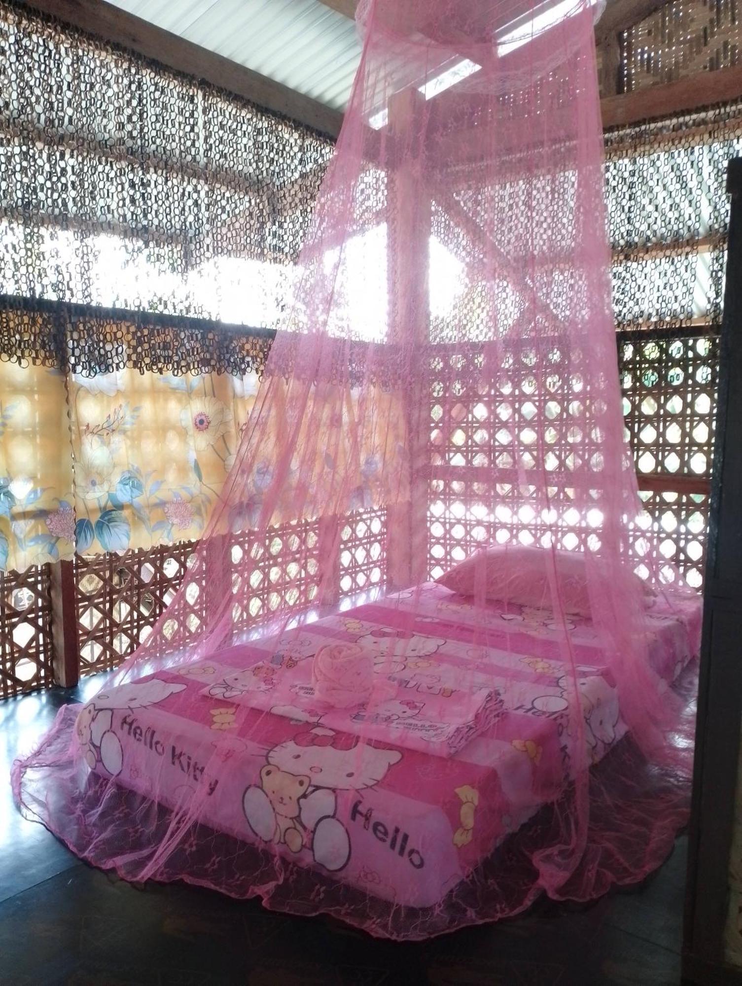 Lhoyjean Garden Hostel Batuan Ngoại thất bức ảnh